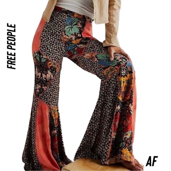 FREE PEOPLE CANCUN FLY BELLBOTTOM PANTS NEW FLORAL SMALL - Picture 3 of 9